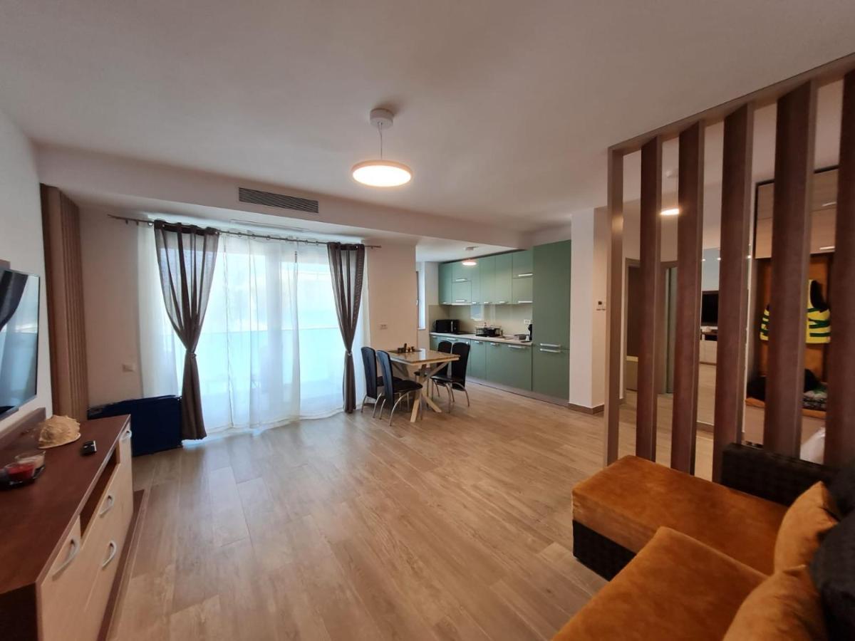 Matteo Apartment Marina Surf ,cu vedere la mare ,Mamaia Nord Năvodari Exterior foto